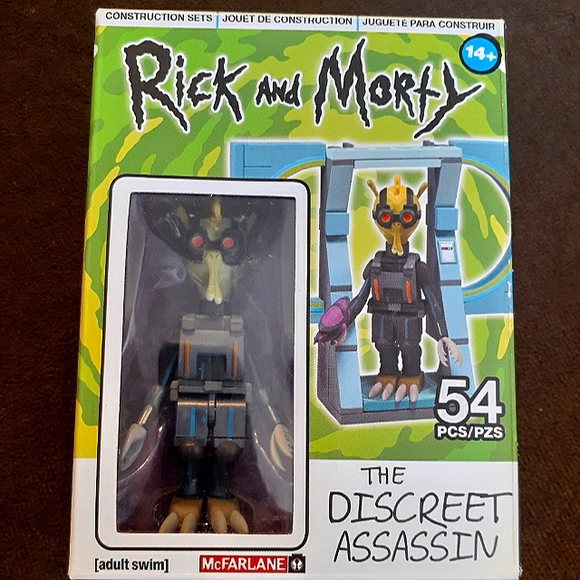 NIB Rick and Morty Discreet Assassin Figurine Construction Set - Picture 1 of 3